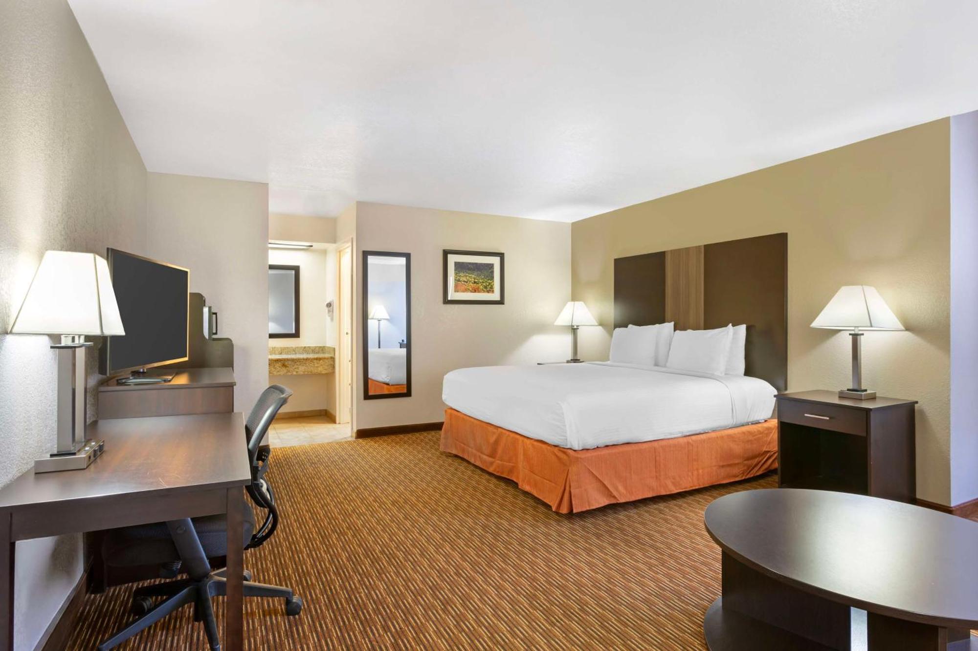 Western Sawmill Hotel